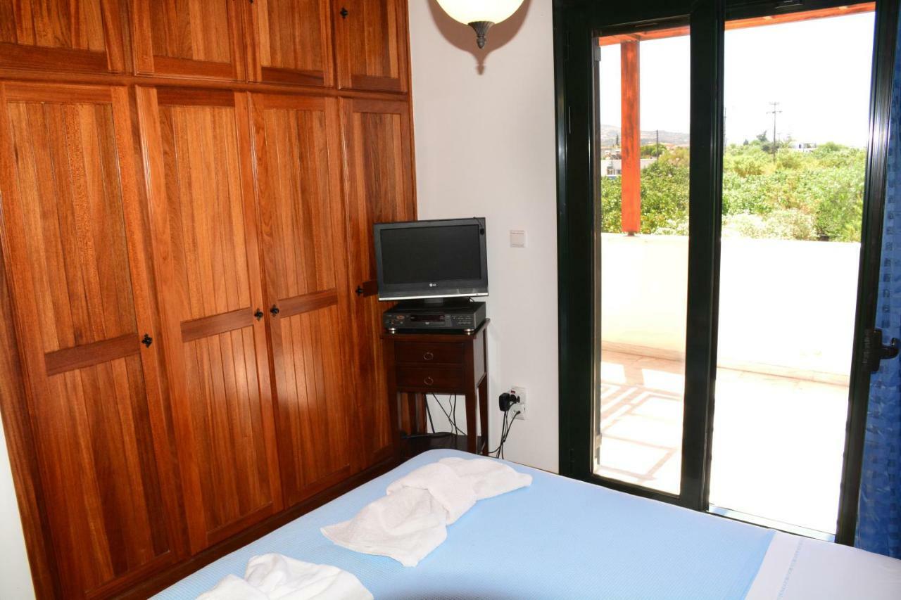 Villa Artemis Aegina Exterior photo