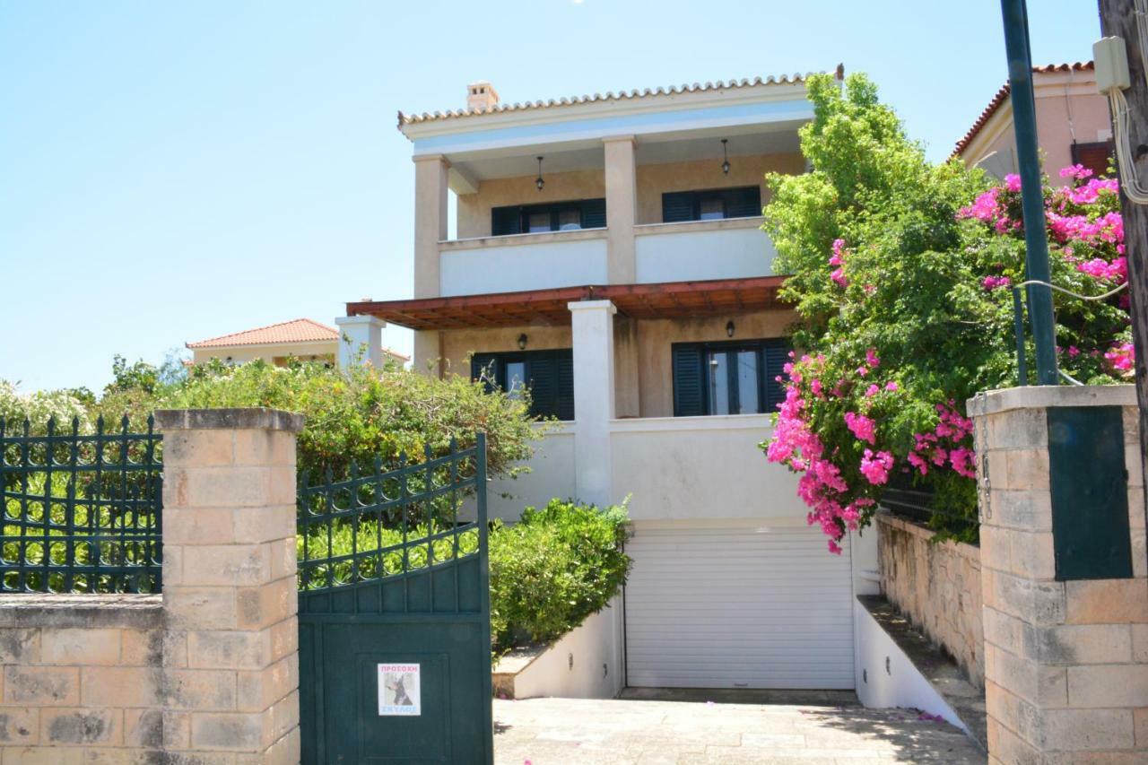 Villa Artemis Aegina Exterior photo